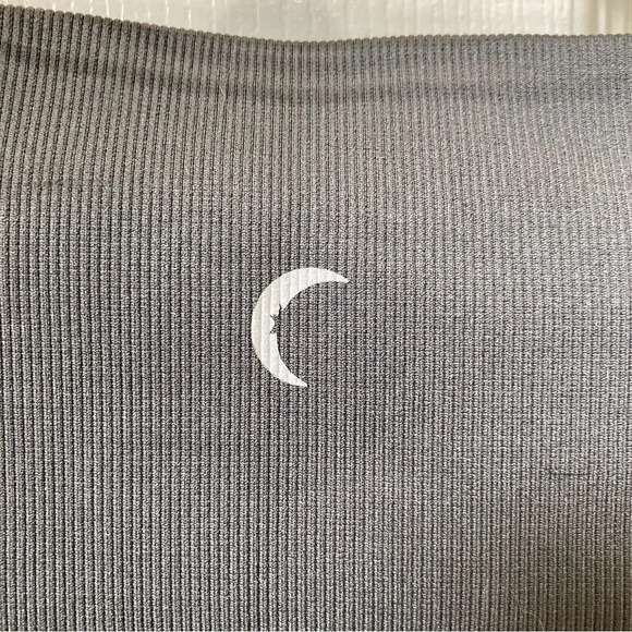 ZYIA Active Gray Grid Performance Hi-Rise 7/8 24" Leggings Ribbed - Picture 7 of 7